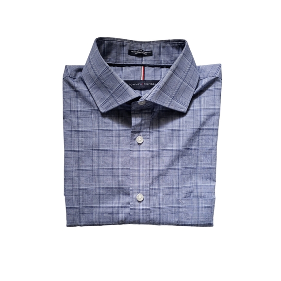 Tommy Hilfiger Other - Regular fit button up shirt VGUC